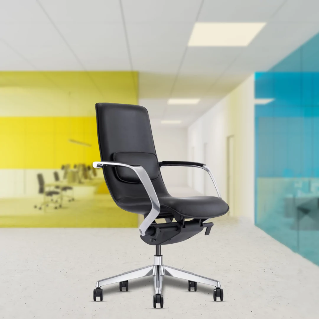 Magnet Medium Back Luxury Chair with Handcrafted Leather Upholstery, Adjustable Armrests, Knee-Tilt Donati Mechanism, Multi-Position Lock, and Aluminium Die-Cast Base with Nylon Castors